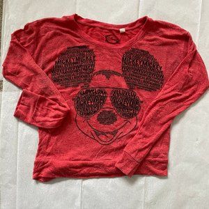 🔴red mickey mouse sweater🔴